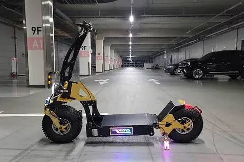 Weped Dark Knight Standing - 40,000W - Huge 16" Wheels 1