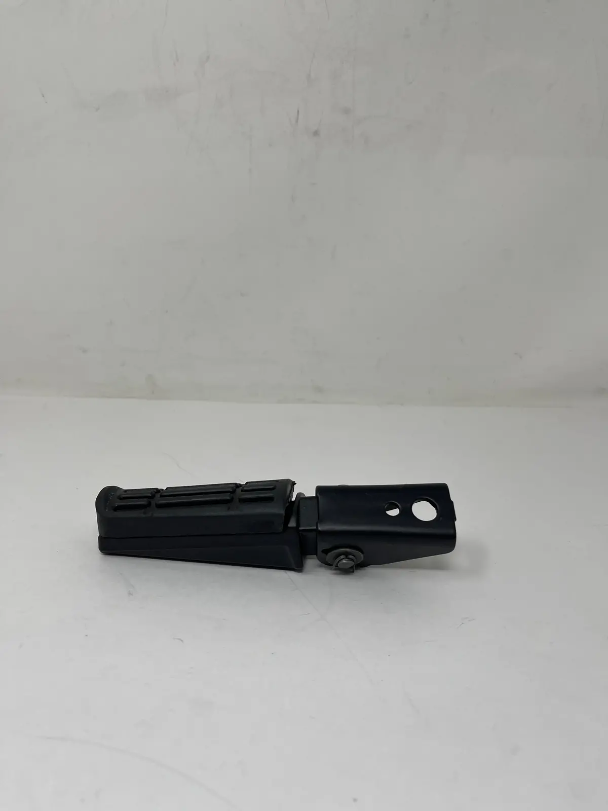 Venom Ghost 250Cc Chopper | Rear Left Footrest (02050070-1) 1