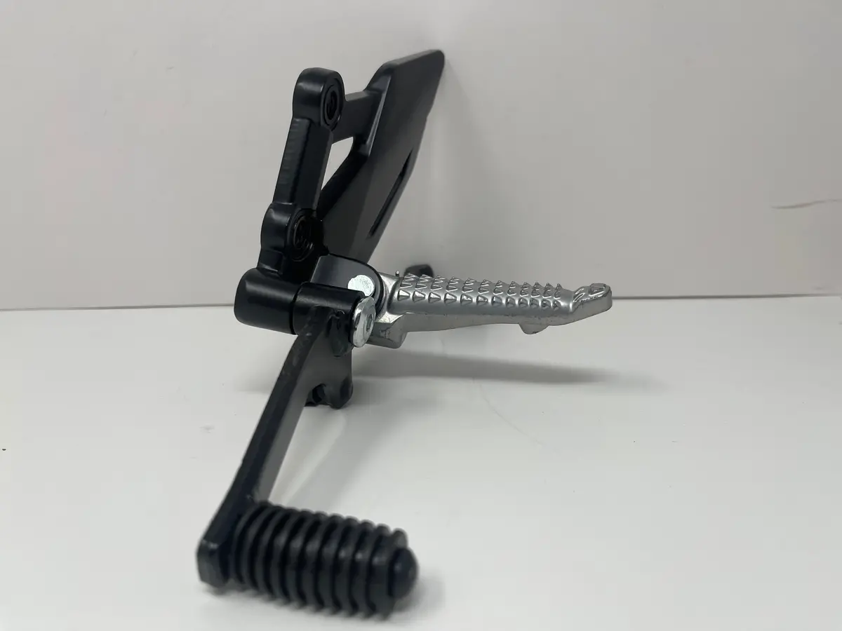 X22r Max 250Cc Motorcycle | Front Left Footrest W/ Shifter (H6-70009) 1