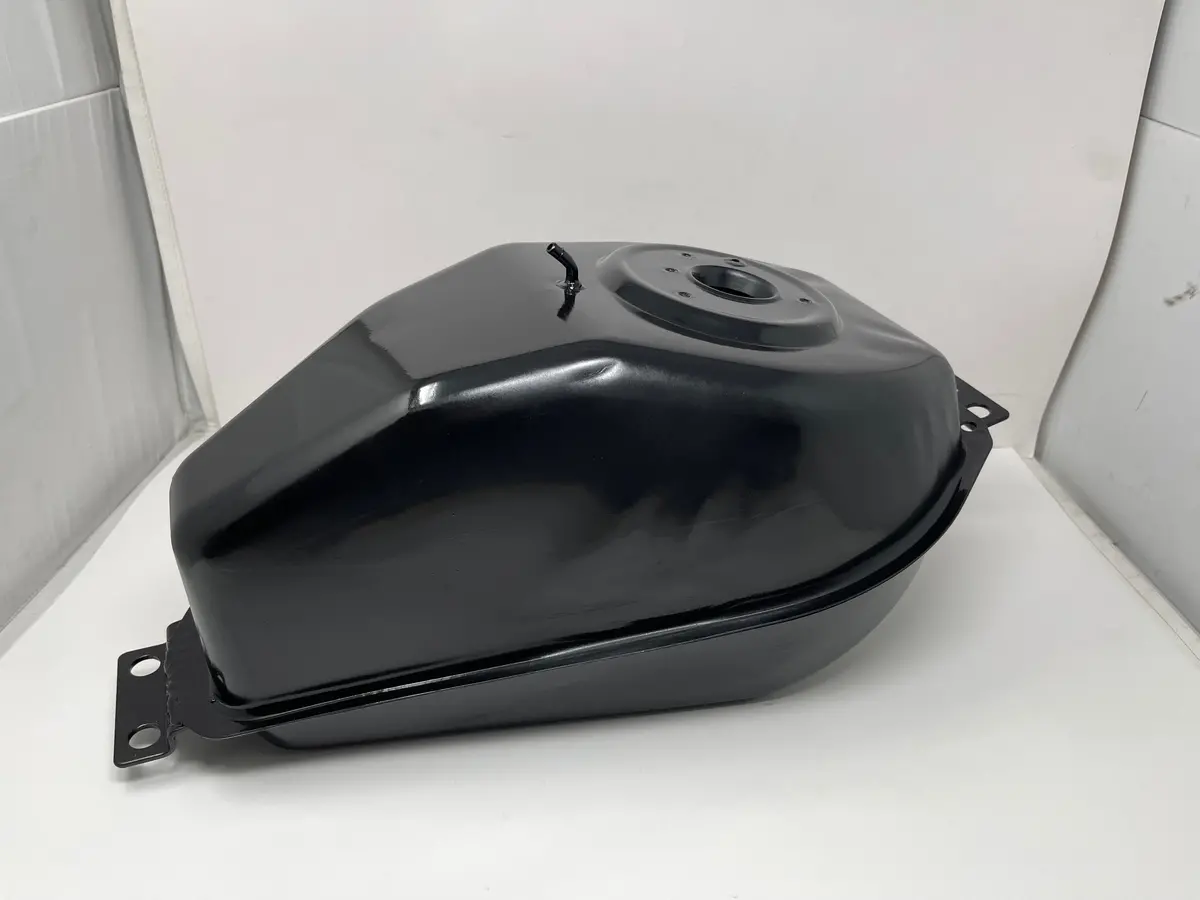 X22r Max 250Cc Motorcycle | Gas Tank (H6-70105) 1