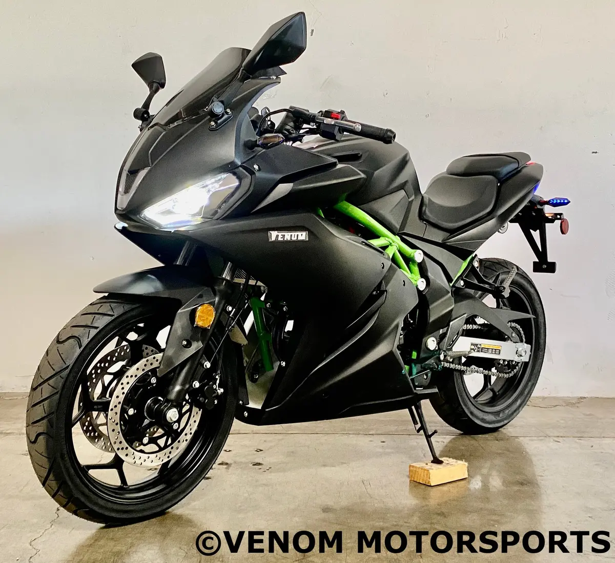 Venom X22r Max 250Cc Efi Motorcycle – Street Legal Sport Bike 1