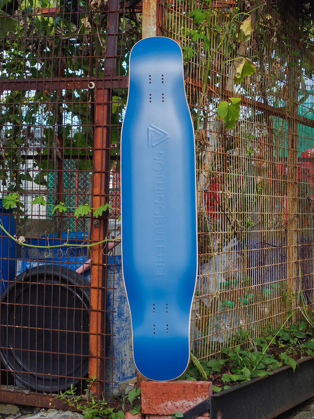 Nothing But Free - Freestyle Deck(Blue) 43.5" 1