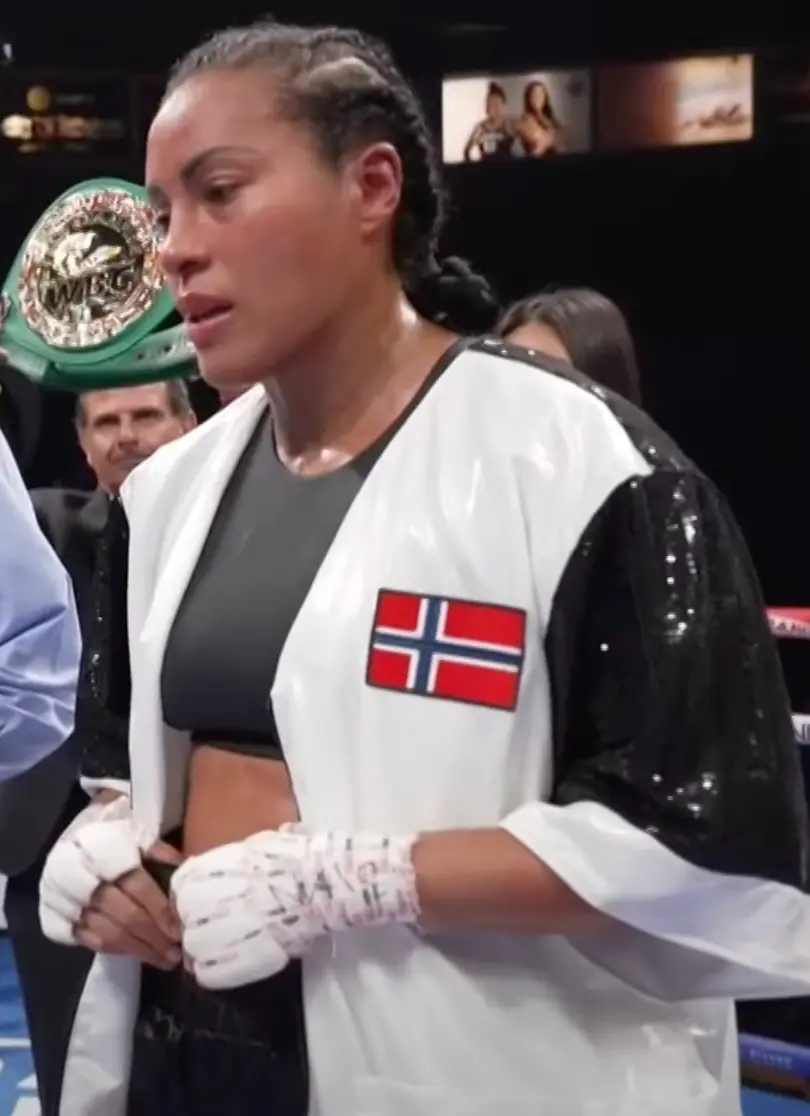 Cecilia Braekhus Career Boxing Dvds 1