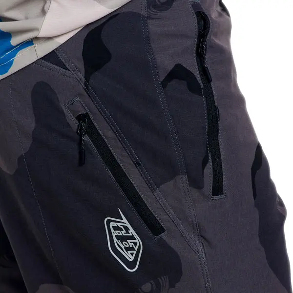Troy Lee Designs - Skyline Pro Flow Camo Shorts W/ Bn3th Liner (Mtb) 7