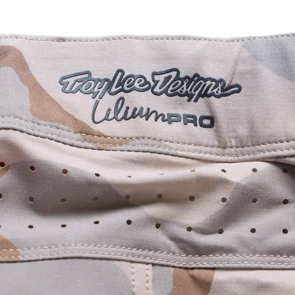 Troy Lee Designs - Lilium Pro Flow Camo Shell Shorts (Mtb) (Womens) 5