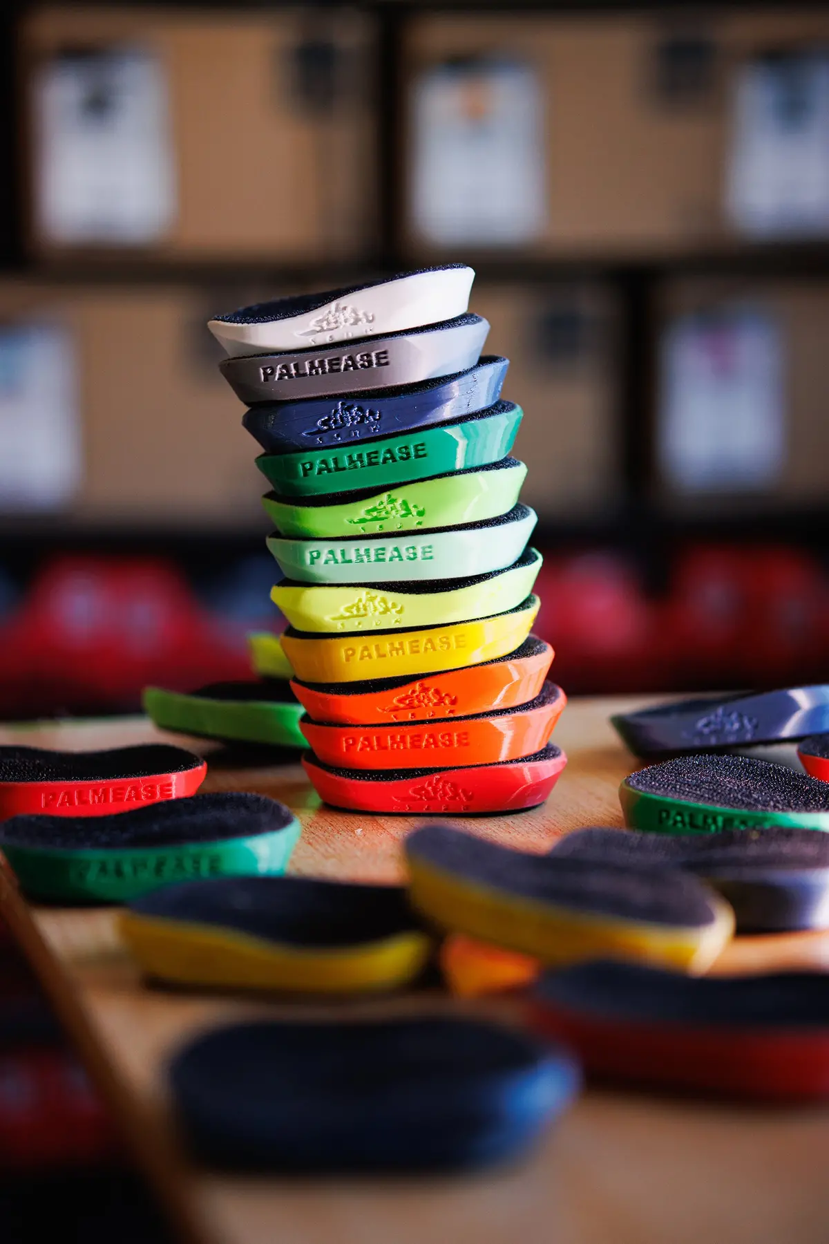 Palmease - Puck Risers 1