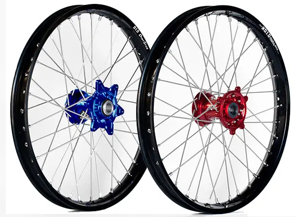 Kite/D.I.D. - Complete Front Wheel (Suzuki) 1