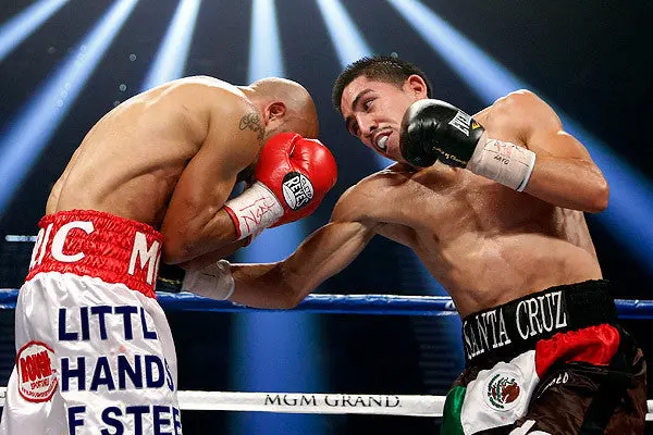 Leo Santa Cruz Boxing Career Dvds 1