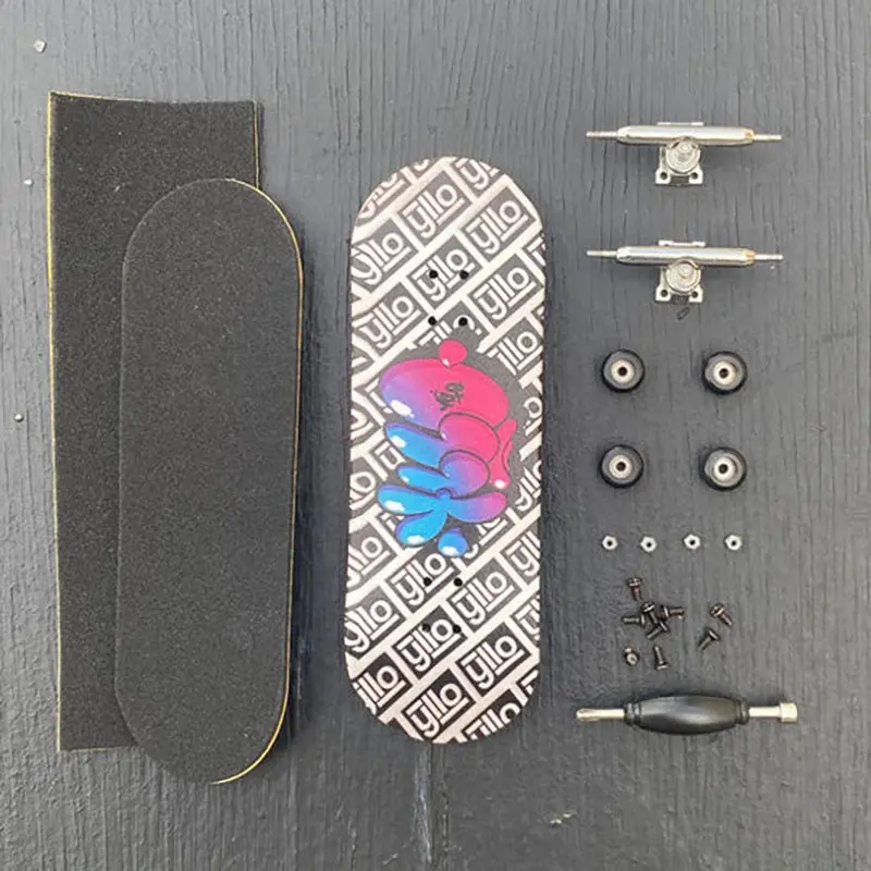 Yllo "Simon Dee" Complete Fingerboard 1
