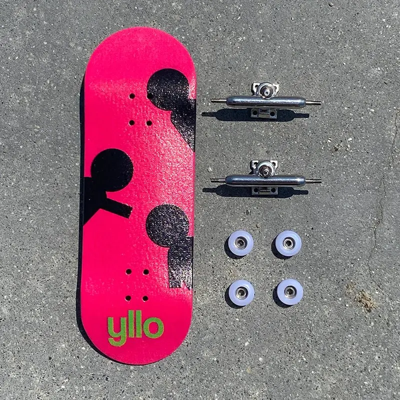 Yllo "Three Amigo" Yllo Complete Fingerboard 1